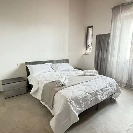 Obelisco Duplex Apartment Livorno